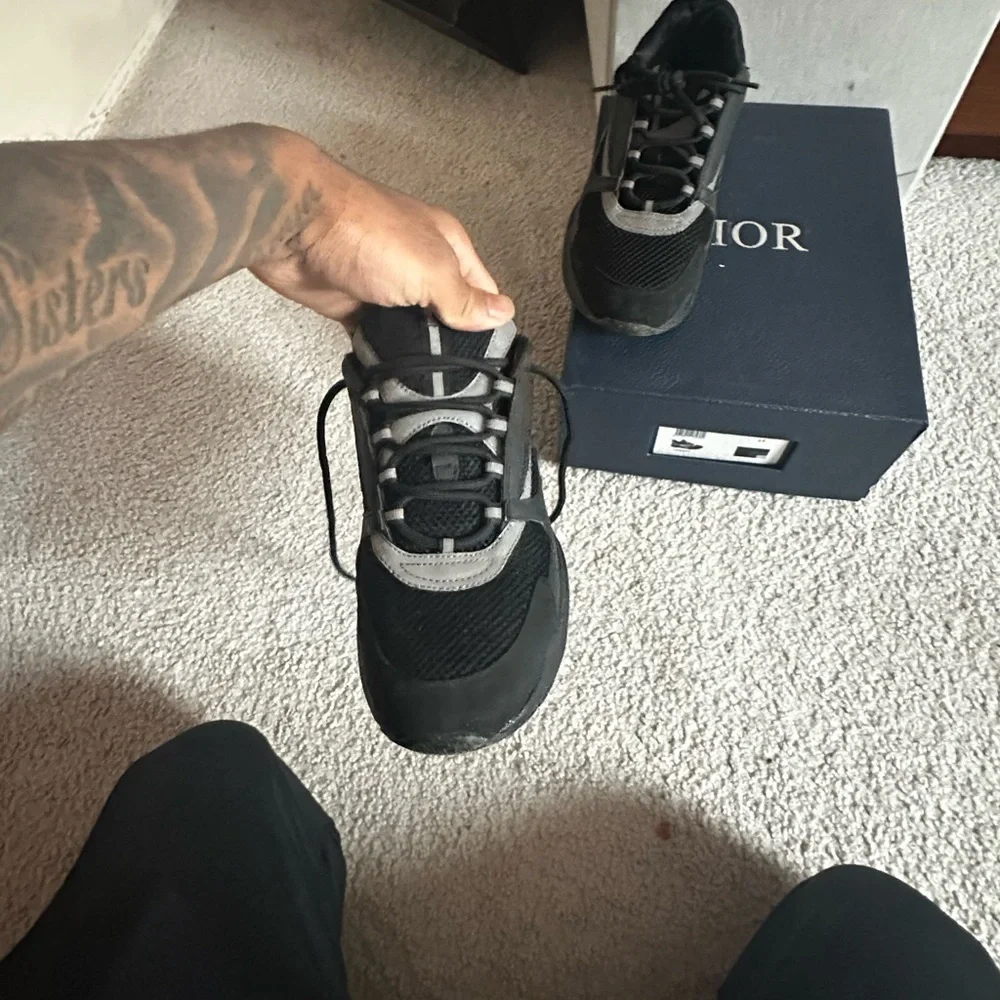 Nike Men's Black and Gray Sneakers - Picture 7 of 9